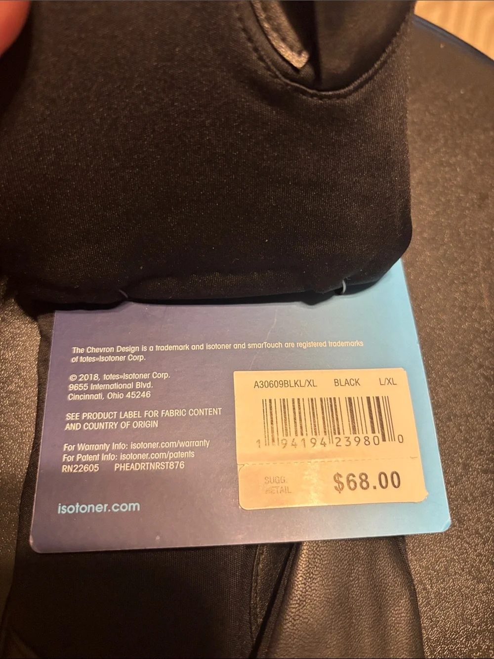 Isotoner Women's Touchscreen Gloves in Black - Picture 3 of 10